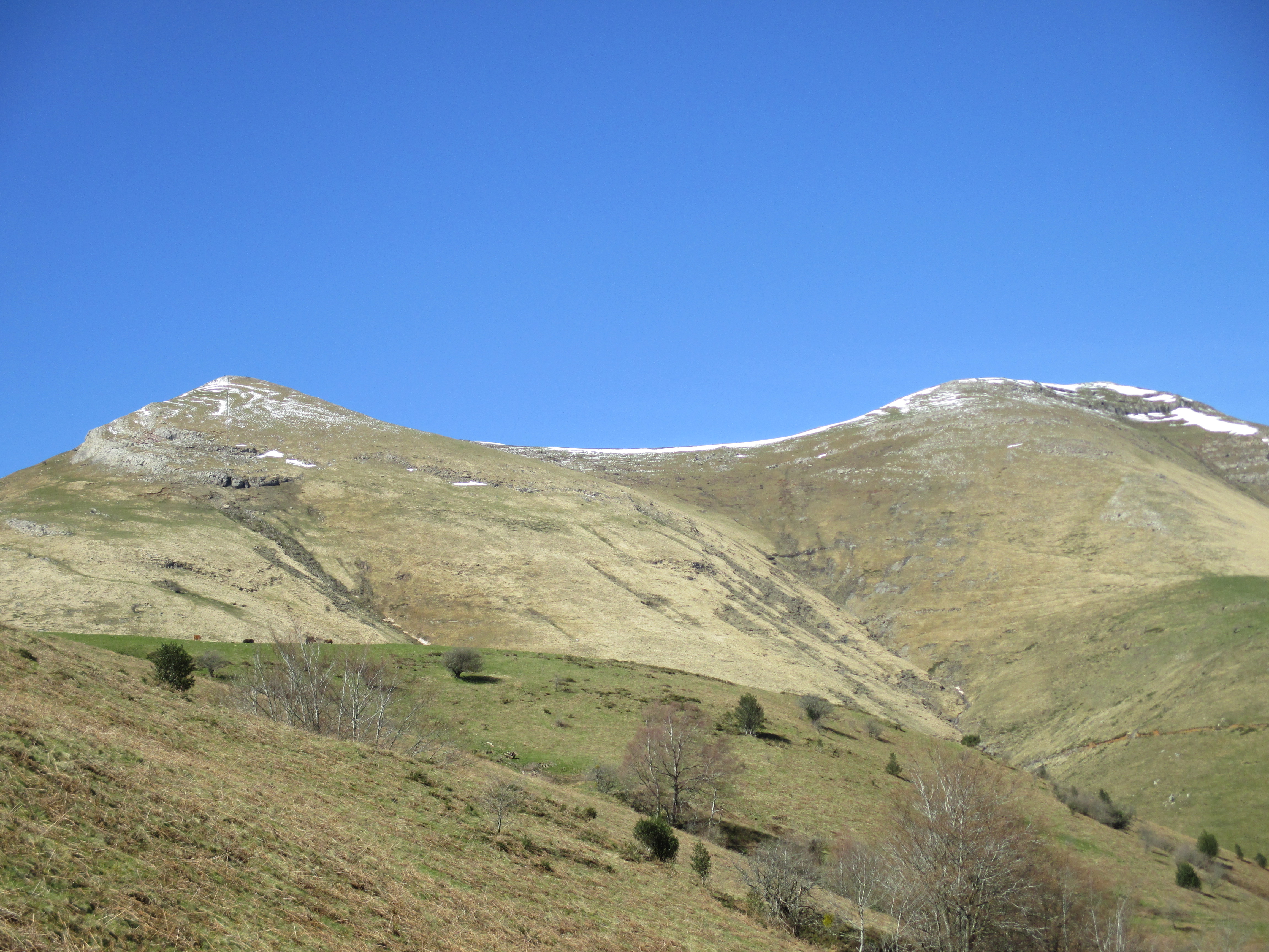 Adartza eta Mendimotxa. Peio Kamino Kaminondoren argazkia.