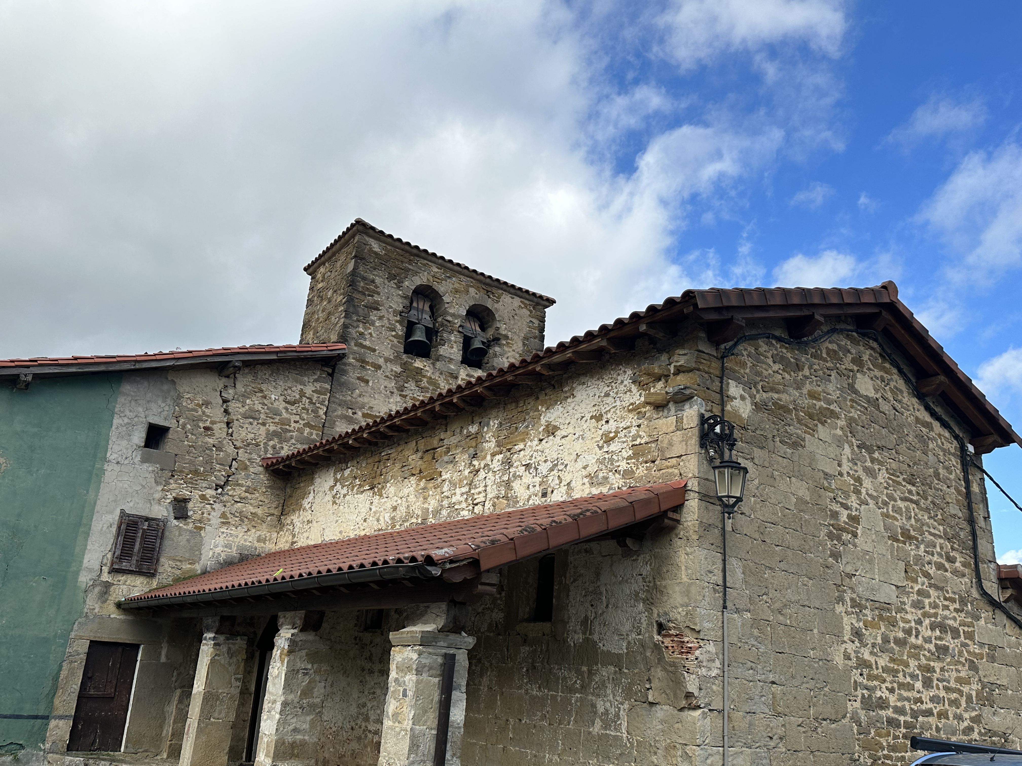 Otsakaingo eliza. Patxi Salaberriren argazkia.