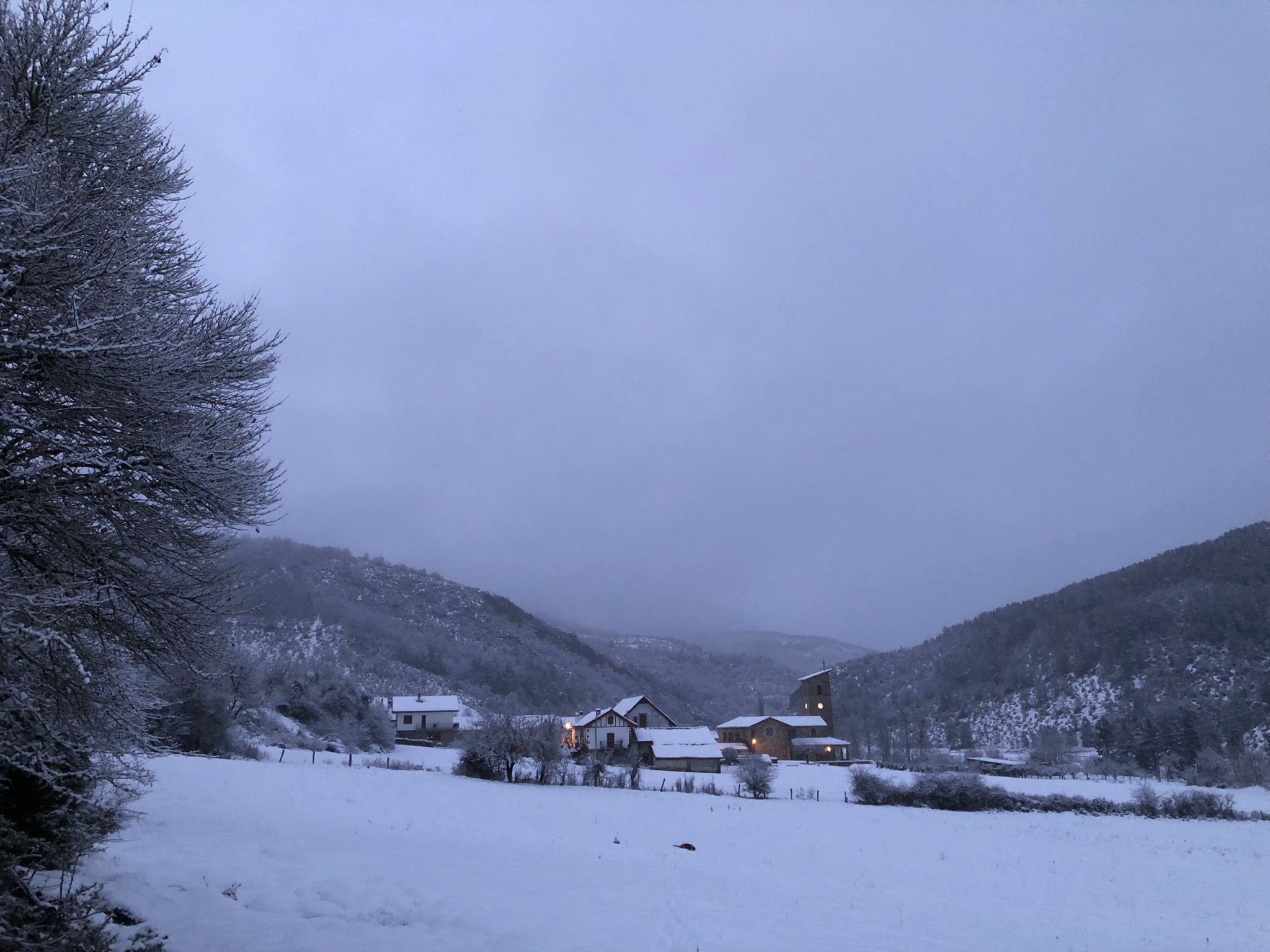 Ibiltzieta elurpean. Felipe Mikeleitzen argazkia.