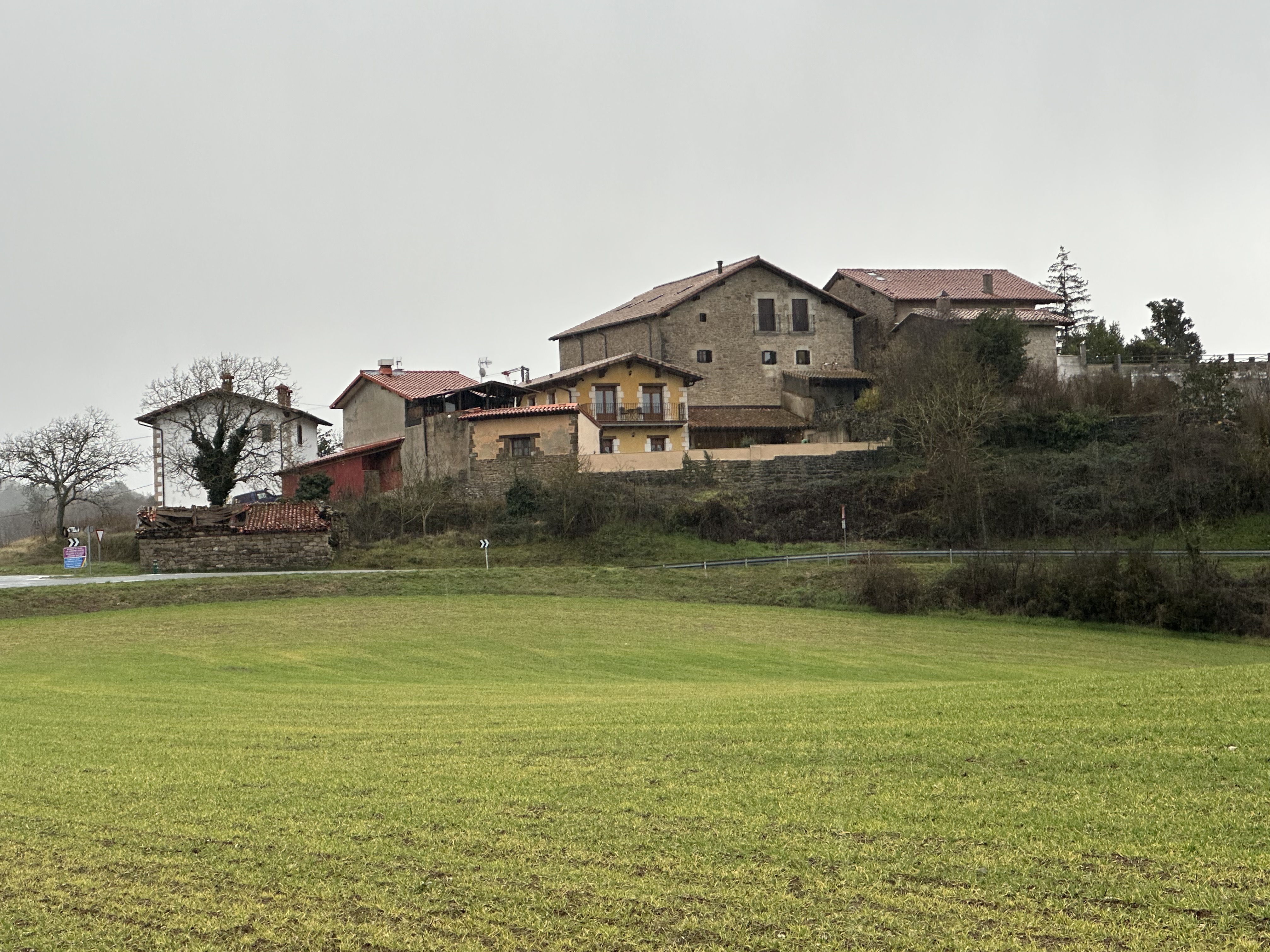 Zildotz herria Untzu aldetik ikusita. Patxi Salaberriren argazkia.