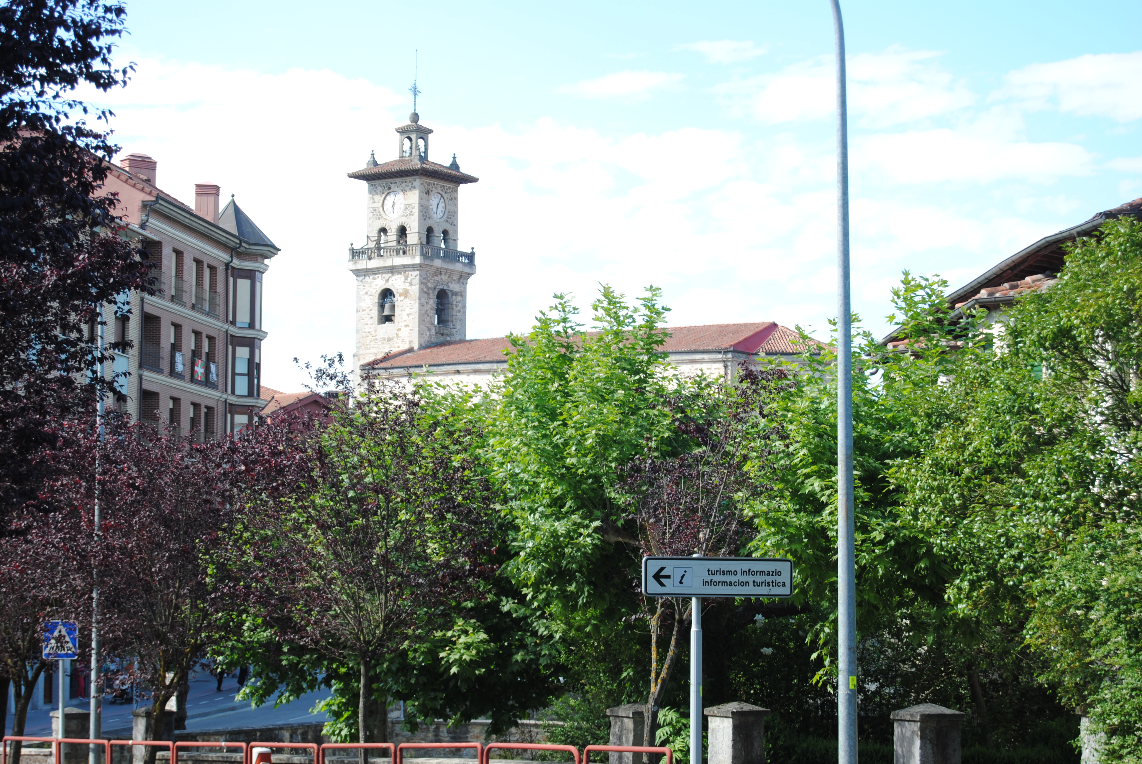 Amurrioko eliza. Natalia Evseevaren argazkia.