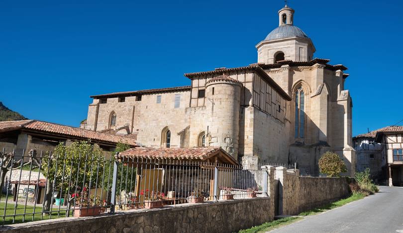 Colegiata de Valpuesta. Fuente: Wikicommons.