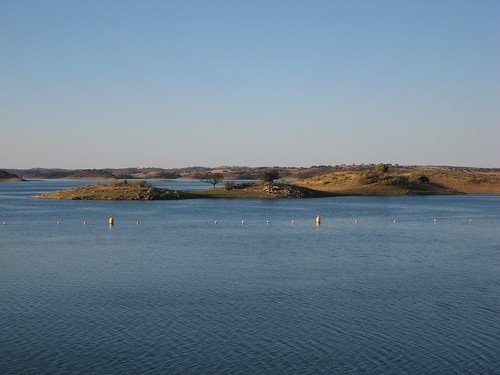 Ribeira de/rio Alcarrache (geoview.info https://pt.geoview.info/ribeira_de_alcarrache,2272150)
